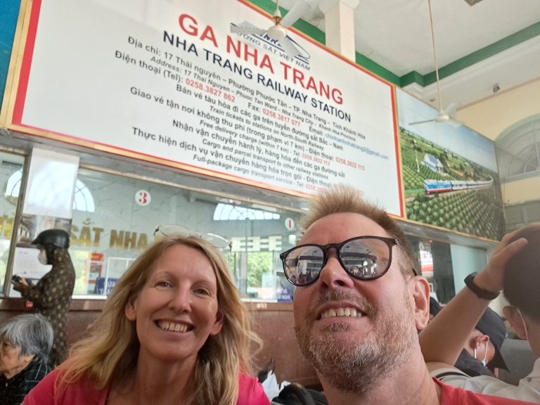 Da Nang by Train – 26 Mar 24